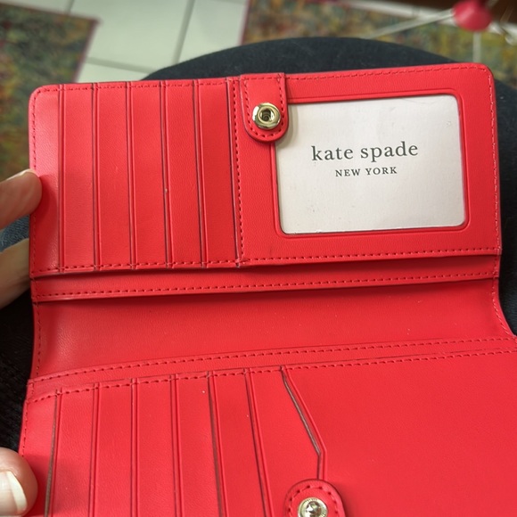 Kate Spade  NWT Long Wallet  Red/ Gold Accents ID Cards Coins  7”L x 3.5”h x 5/8 - Picture 4 of 9